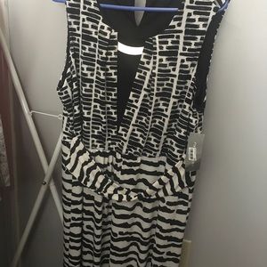 Long abstract print dress w gold accent neckline